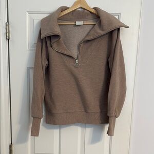 LAST CALL Varley ZIP sweatshirt